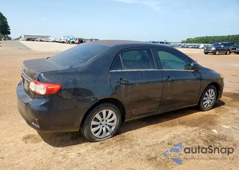 2013 Toyota Corolla Base z USA, uszkodzony, nr VIN 2T1BU4EE3DC100968